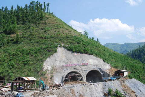 �t�������Ӿoʩ��