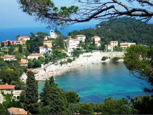 世界巨富扎堆的法國小村