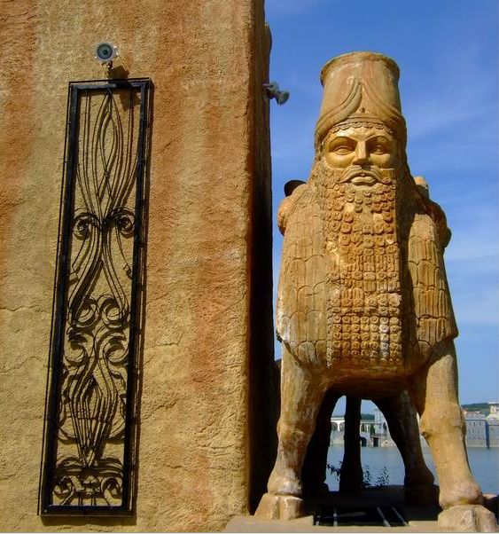 幽默建筑http://www.tunmint.cn/new/63_158/2010_8_4_du0884205225148010213850.shtml