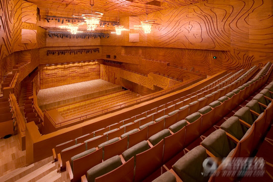 ���A����m��