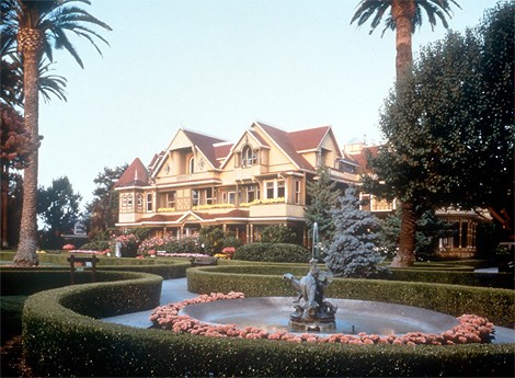 全球最奇特怪異的房屋建筑(18)