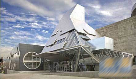 �^��У�@������2��