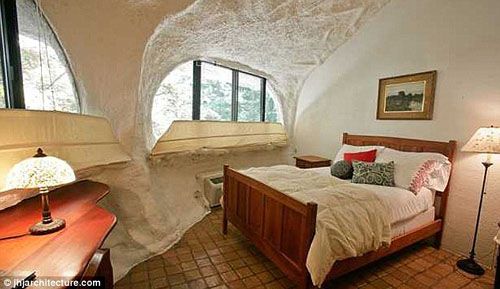 蘑菇房中的臥室