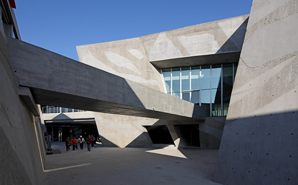 二級建造師備考知識：不多見的“清水混凝土”結(jié)構(gòu)