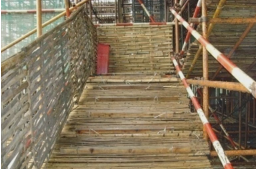 二級建造師考試建筑工程施工安全管理：洞口、臨邊防護(hù)