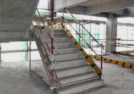 二級建造師考試建筑工程施工安全管理：洞口、臨邊防護(hù)