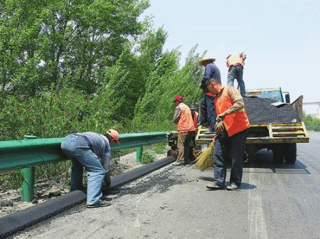 二級建造師考試知識(shí)點(diǎn)：路面防水施工