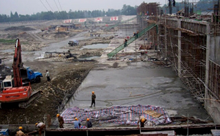 二級建造師水利實務(wù)知識點：水閘的組成及作用